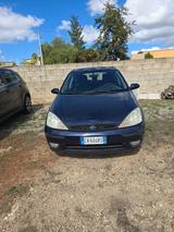 Ford Focus 1.8 TDCi (115CV) cat 5p. Ghia - Ford Focus aus 2002: Ghia