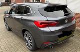 BMW X2 xDrive25d  - graue BMW X2