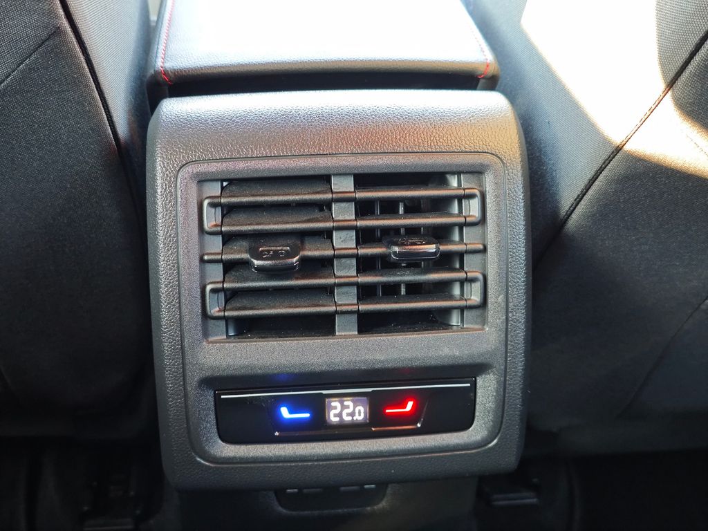 VW Golf VIII GTI Black Style 245PS #ACC #18* VW Golf VIII GTI Black Style 245PS #ACC #18*