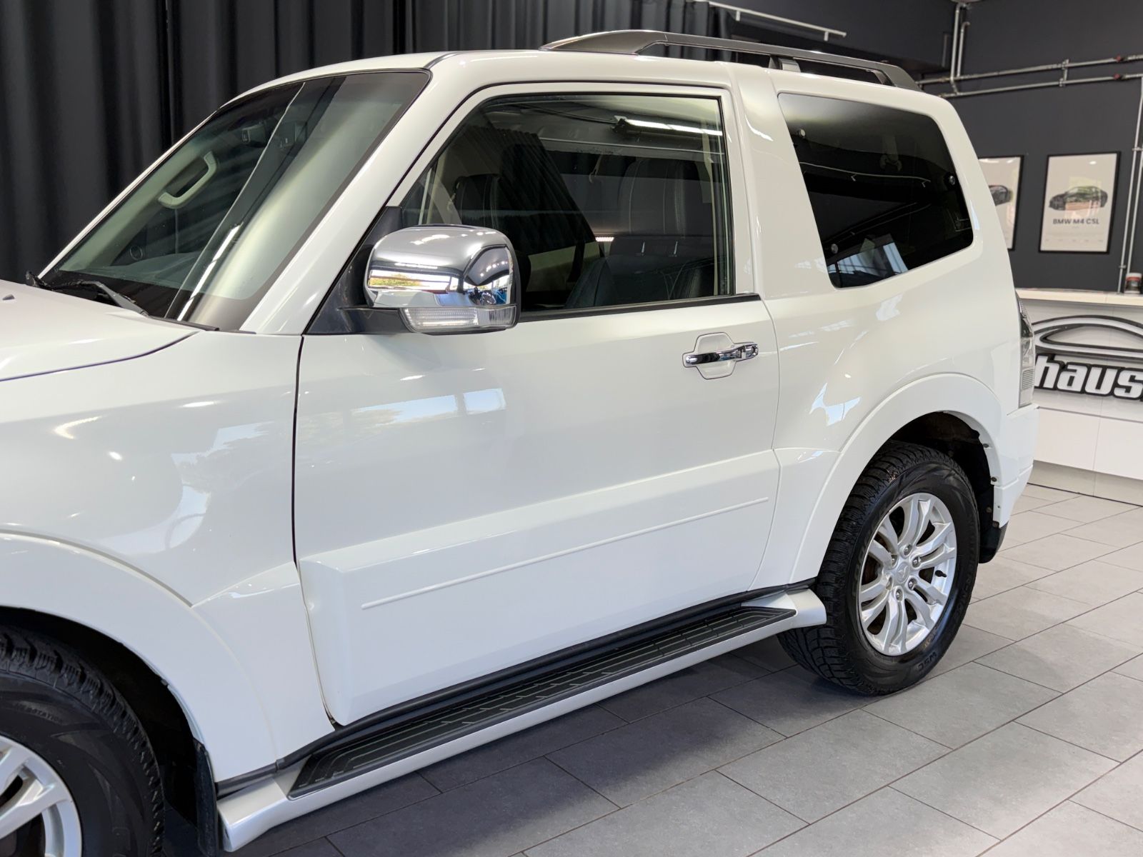 Fahrzeugabbildung Mitsubishi Pajero 3.2 DI-D Top|LEDER|NAVI|SCHNEESCHILD|BOSS