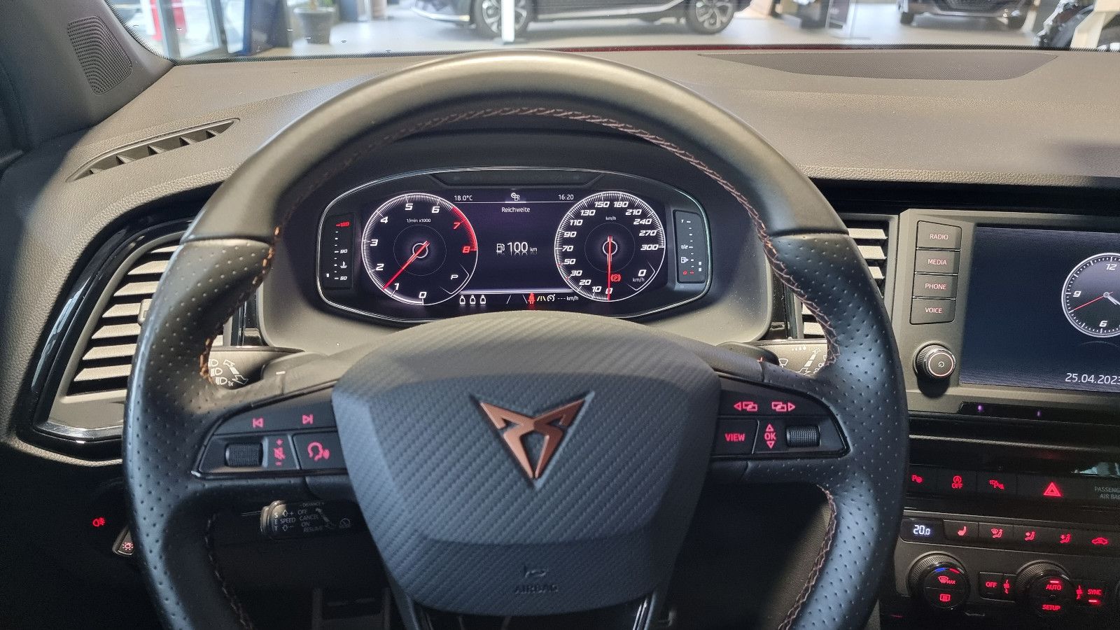 Fahrzeugabbildung CUPRA Ateca 2.0 TSI DSG 4Drive