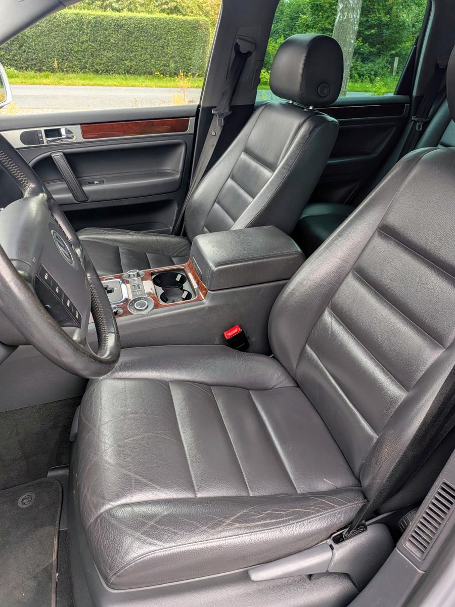 Volkswagen Touareg 2005 — photo 7