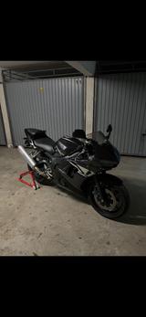 Yamaha YZF-R6 - YAMAHA 2005 YZF R6