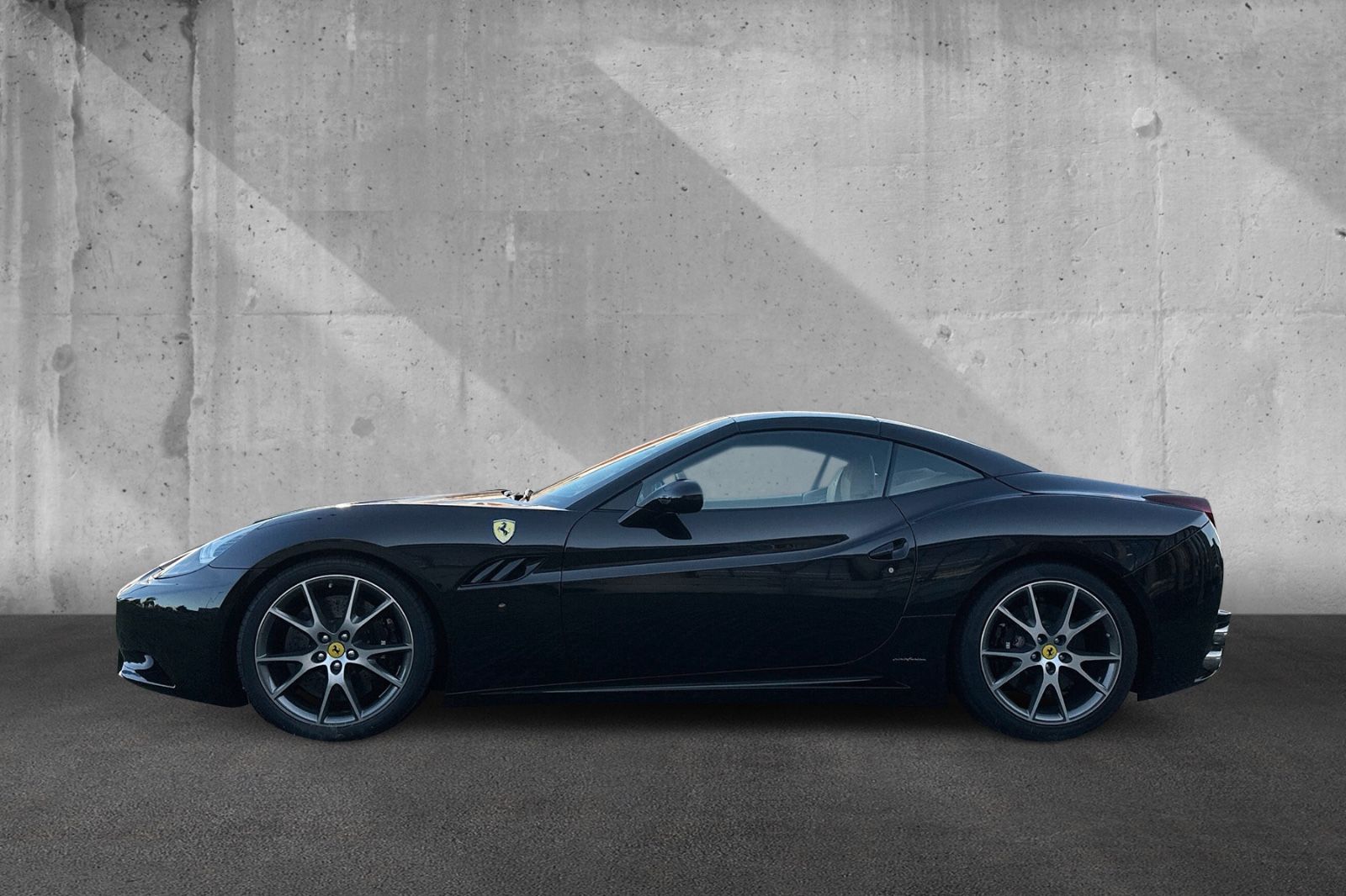 Fahrzeugabbildung Ferrari California*Diamond*MagneRide*dt. Fahrzeug