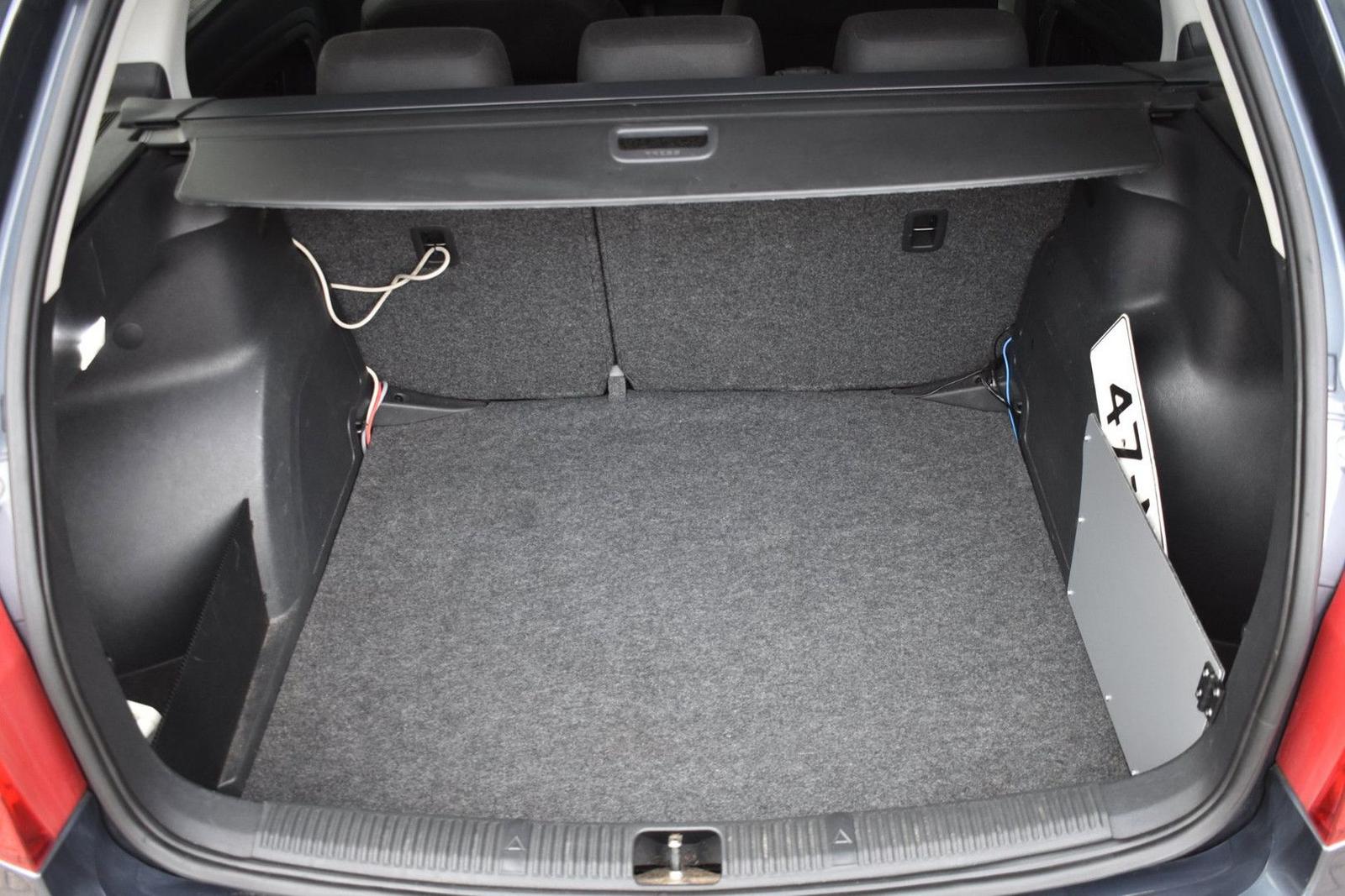 Skoda Fabia 2010 — photo 12