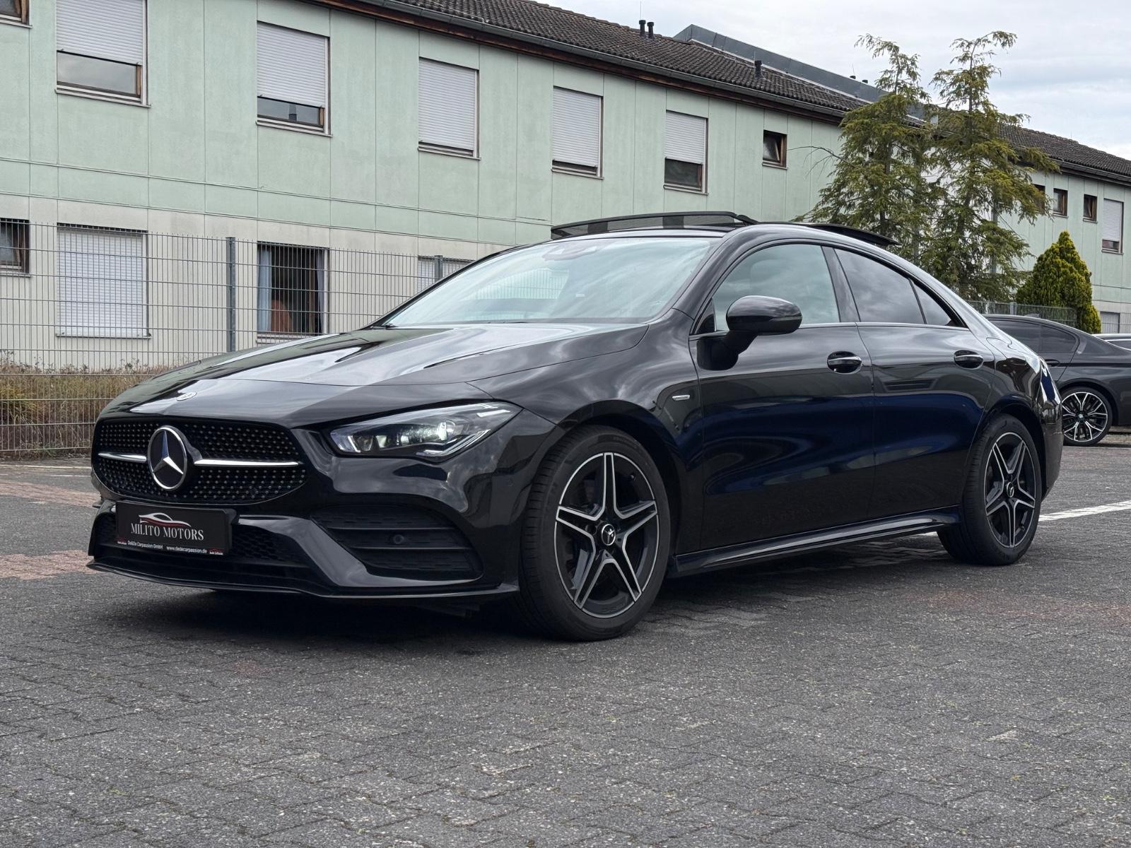 Mercedes-Benz CLA 250  AMG-Line PANO/Unfallfrei/Garantie