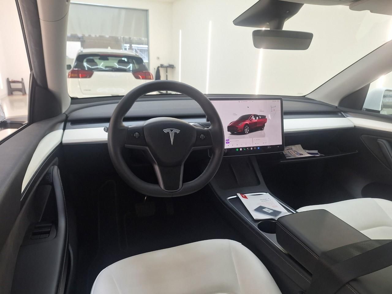 Tesla Model Y Standard RWD Plus 351pk [ Weiß LEDER+LFP imagem 3