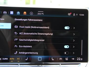 Volkswagen Golf VIII Variant 1.5 eTSI Style Tiptronic KLIMA