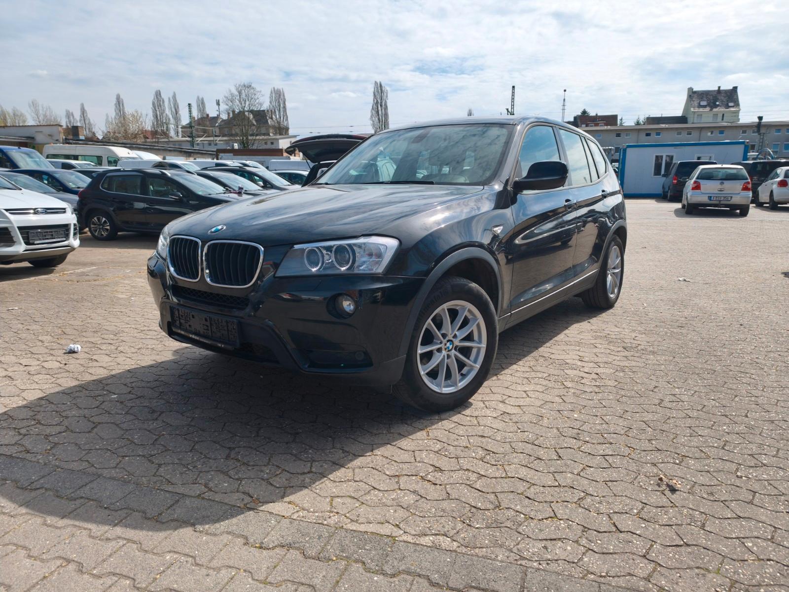 BMW X3 xDrive 20 d*Automatik*AHK*PDC*Bi-Xenon*Euro 5