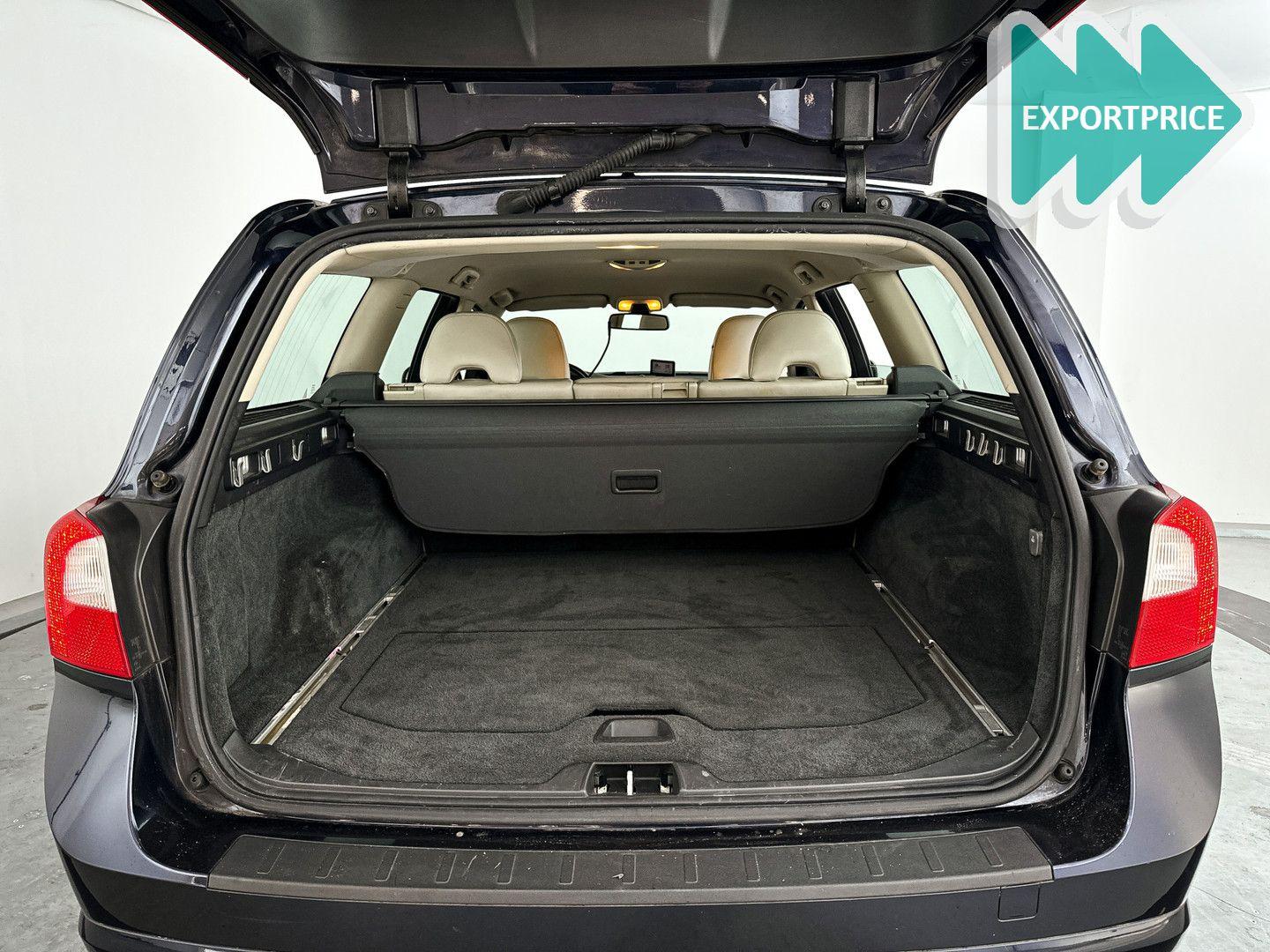 Volvo V70 2008 — photo 11