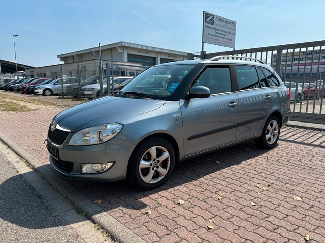 Skoda Fabia Combi Family*AHK*Klimaautomatik*TÜV-12/25*