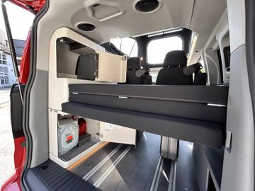 Westfalia Club Joker URBAN PREMIUM 4x4 AHK Navi Kamera ACC