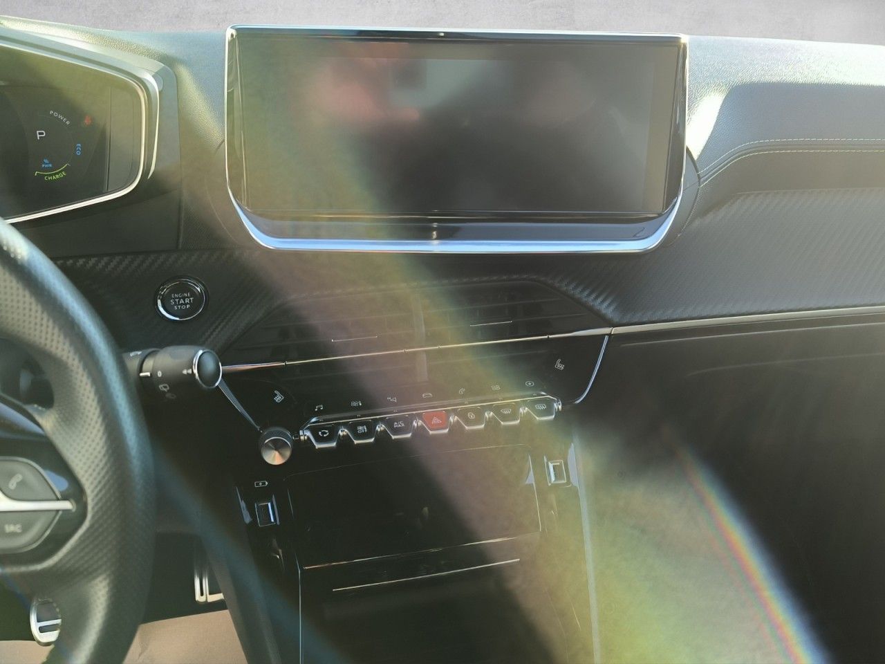 Fahrzeugabbildung Peugeot 208 e- GT