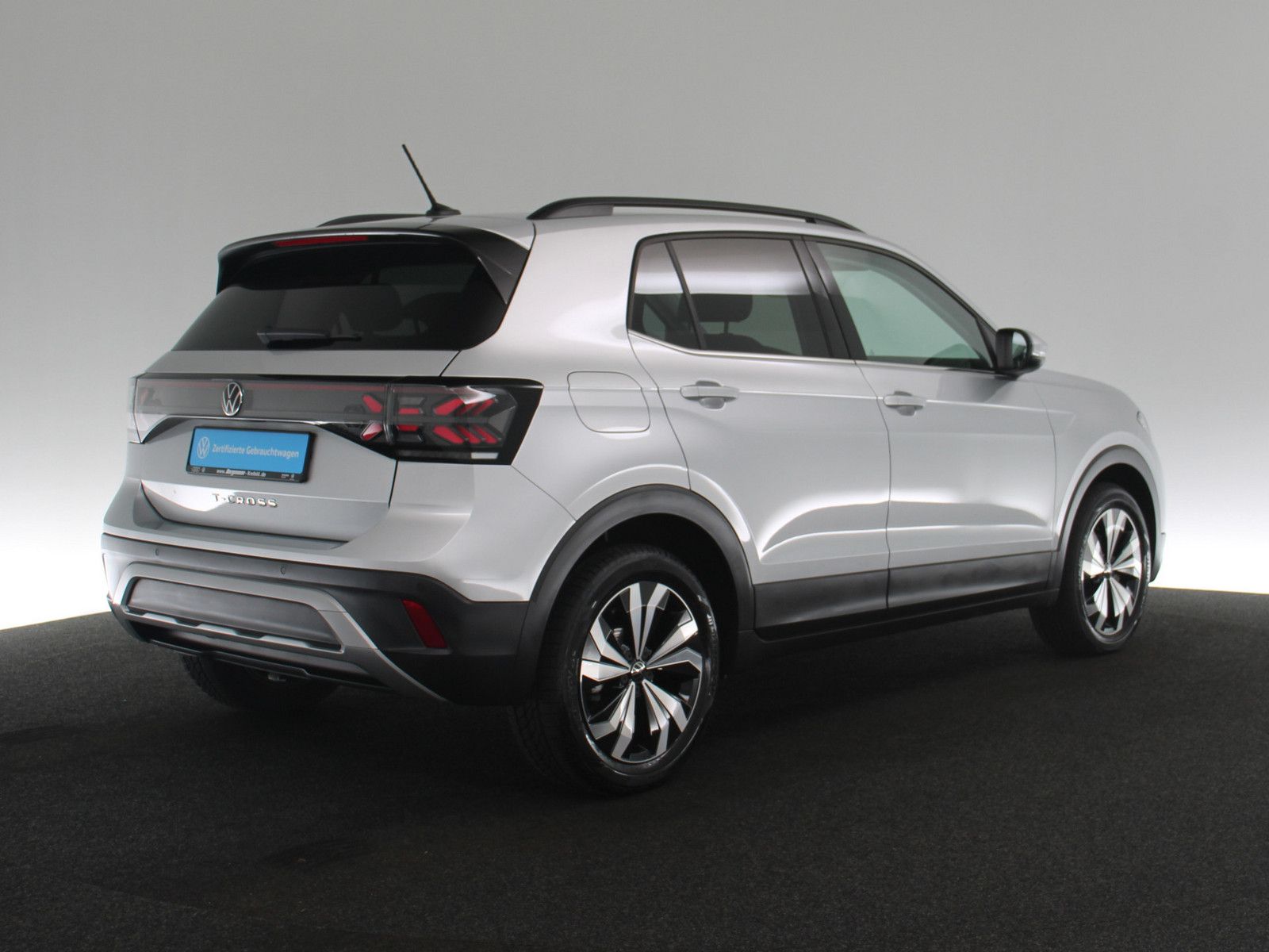 Volkswagen T-Cross 1.5 TSI Style AHK MATRIX-LED ACC NAVI foto 5