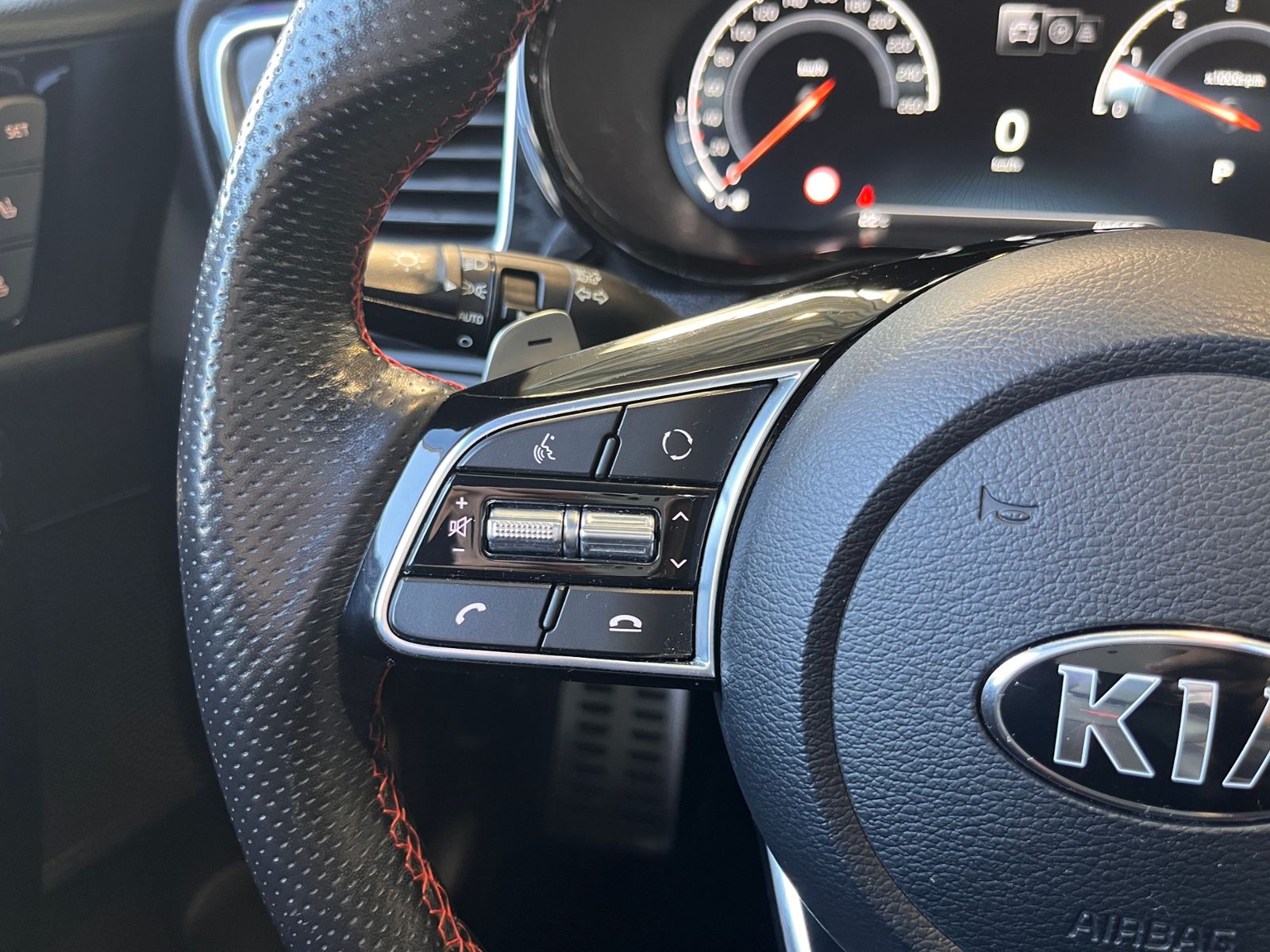 Fahrzeugabbildung Kia ProCeed GT AHK PANO KLIMA LED NAVI ALU
