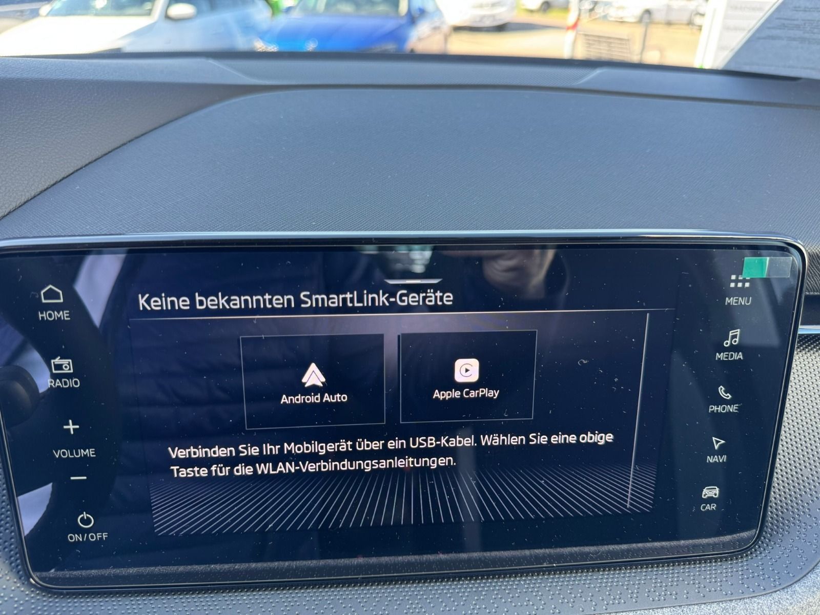 Fahrzeugabbildung SKODA Kamiq Tour 1,5 TSI DSG*RFK*MATRIX*NAVI*SideAss