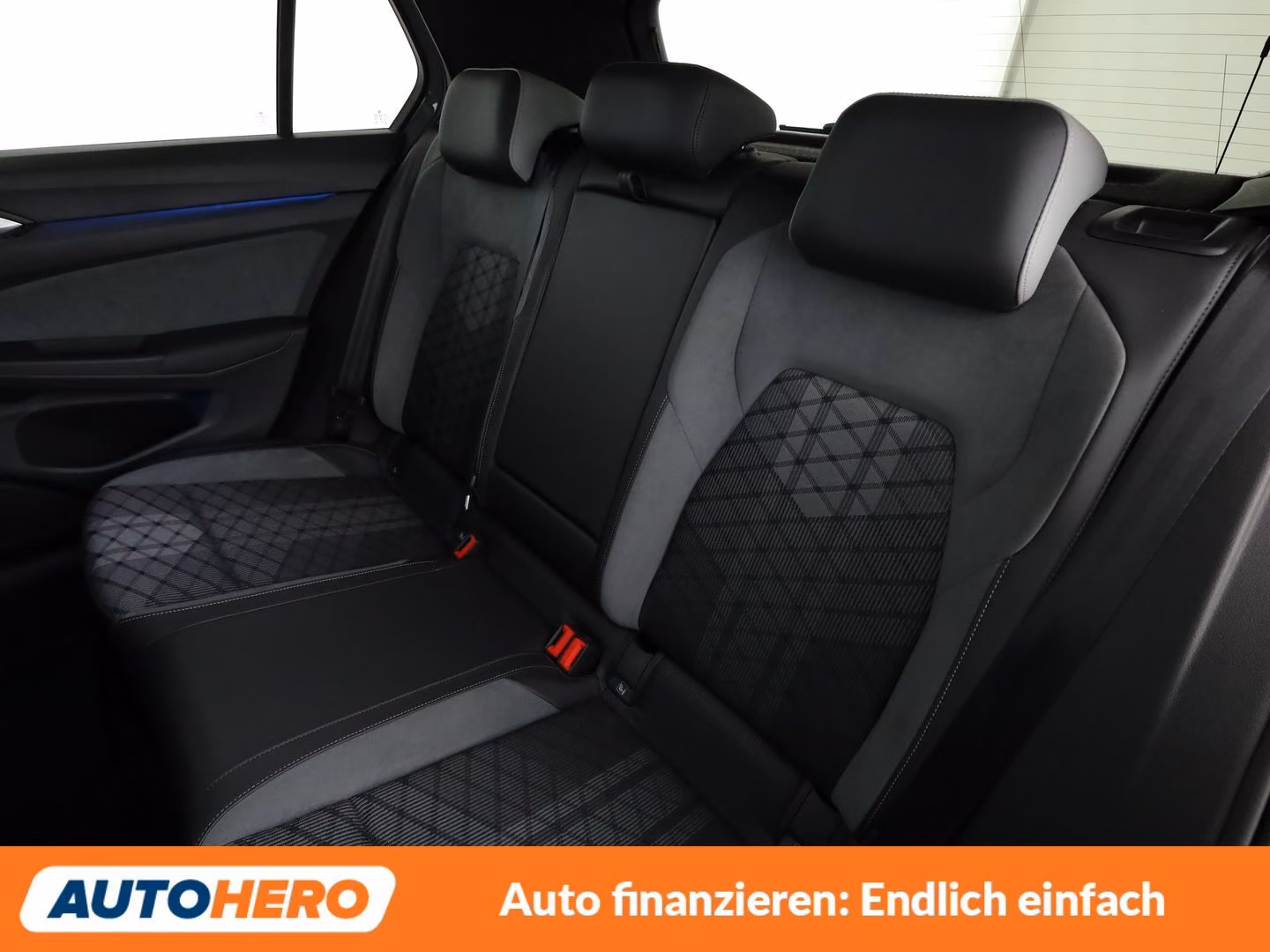 Volkswagen Golf VIII 1.5 TSI ACT R-Line*NAVI*ACC*LED*SHZ*, миниатюра 14