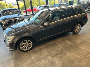 MYAUTOCENTER – Gebraucht- und Jahreswagen mit Werkstattservice in Pfaffenhofen Mercedes-Benz C 200 CGI BlueEfficiency *TÜV NEU*Avantgarde*