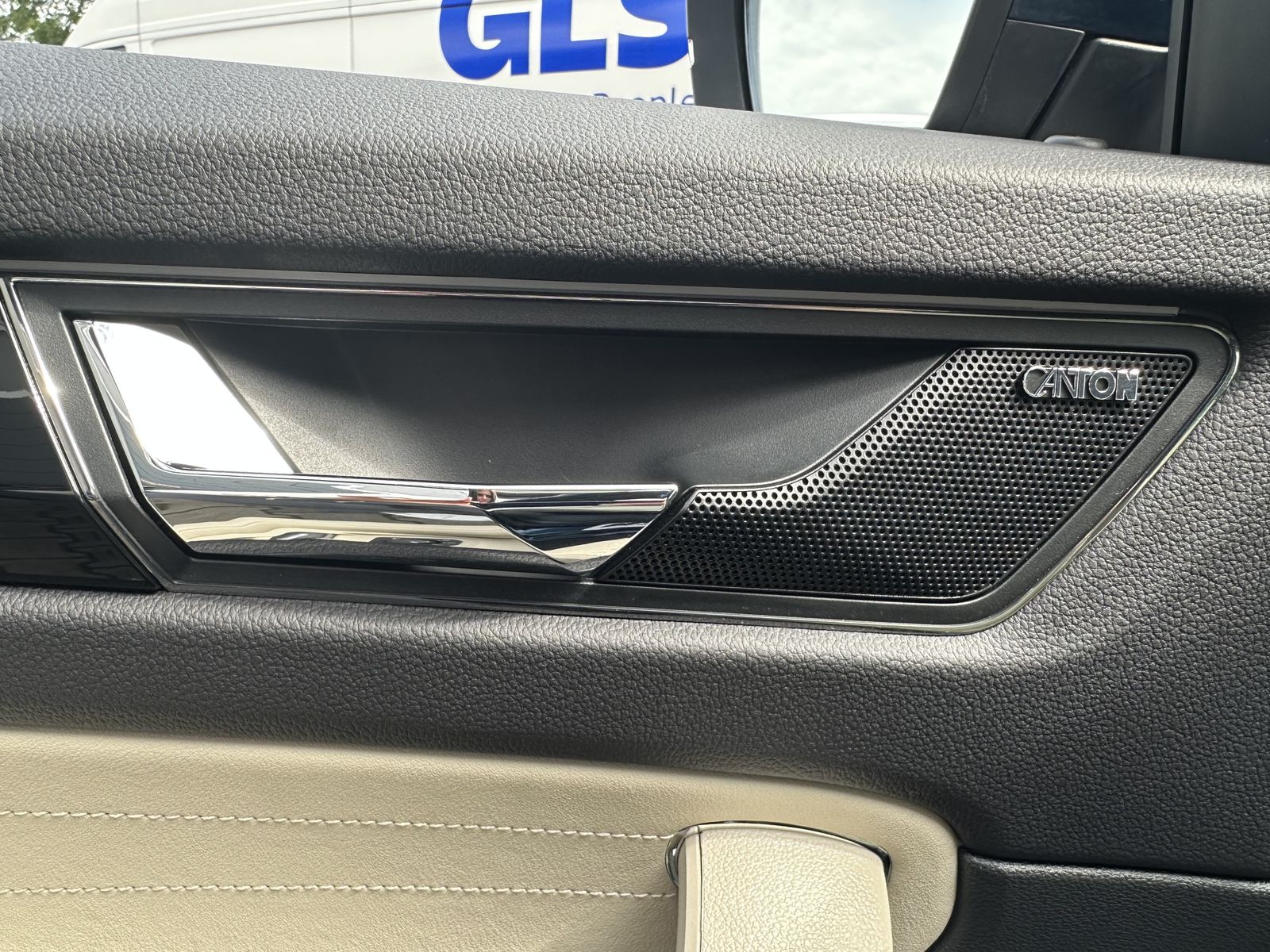 Fahrzeugabbildung SKODA Kodiaq 2.0 TDI L&K DSG 4x4 NAV+LED+PANO+ACC+19ZO