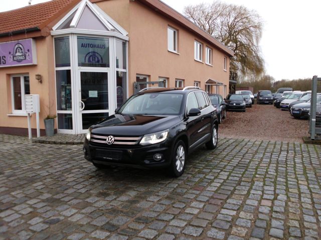 Volkswagen Tiguan Track & Style  4Motion Leder LED Webasto