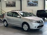 Dacia Sandero 1.4 MPI Ambiance KLIMAANLAGE/EFH/CD-RAD. - silberne Dacia Sandero