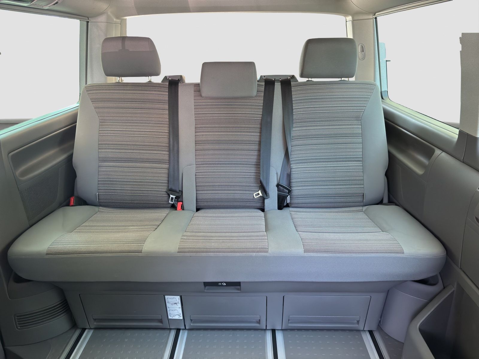 Volkswagen T6.1 California Beach Camper Edition foto 7