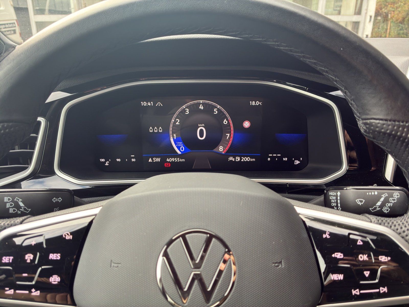 Fahrzeugabbildung Volkswagen T-Roc R-Line Rear View.SH.Navi.ACC.LED.Climatron