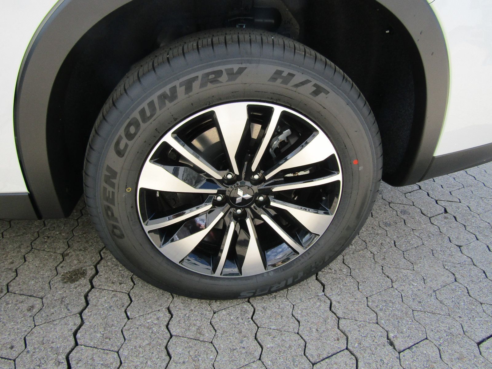 Mitsubishi Outlander - Bild 15