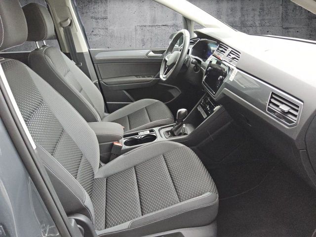 Touran 2.0TDI Aut. ACTIVE 7-Sitzer AHK Navi ACC