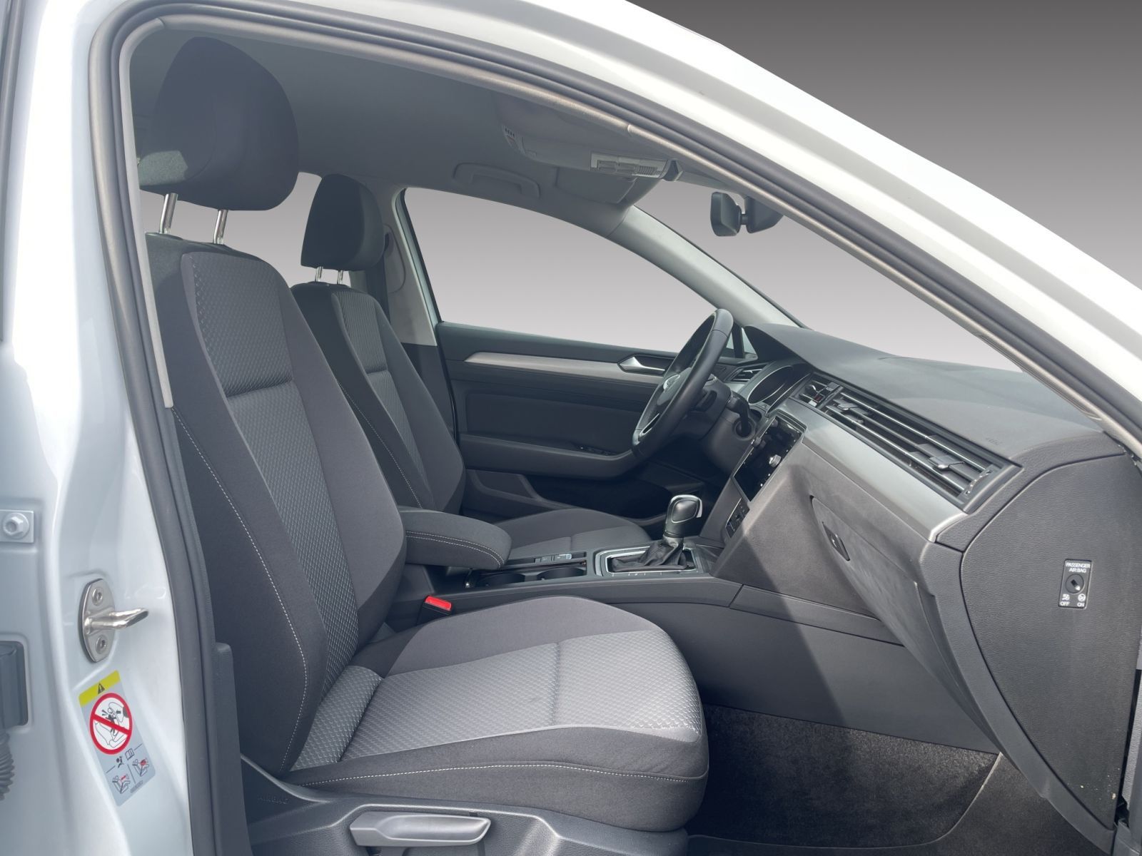 Volkswagen Passat Variant - Bild 10