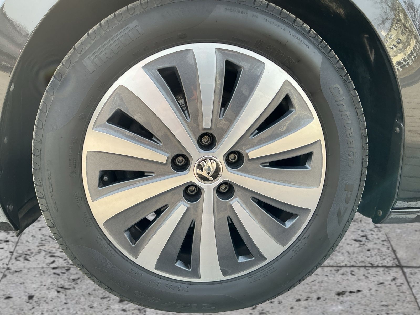 Skoda Superb - Bild 8