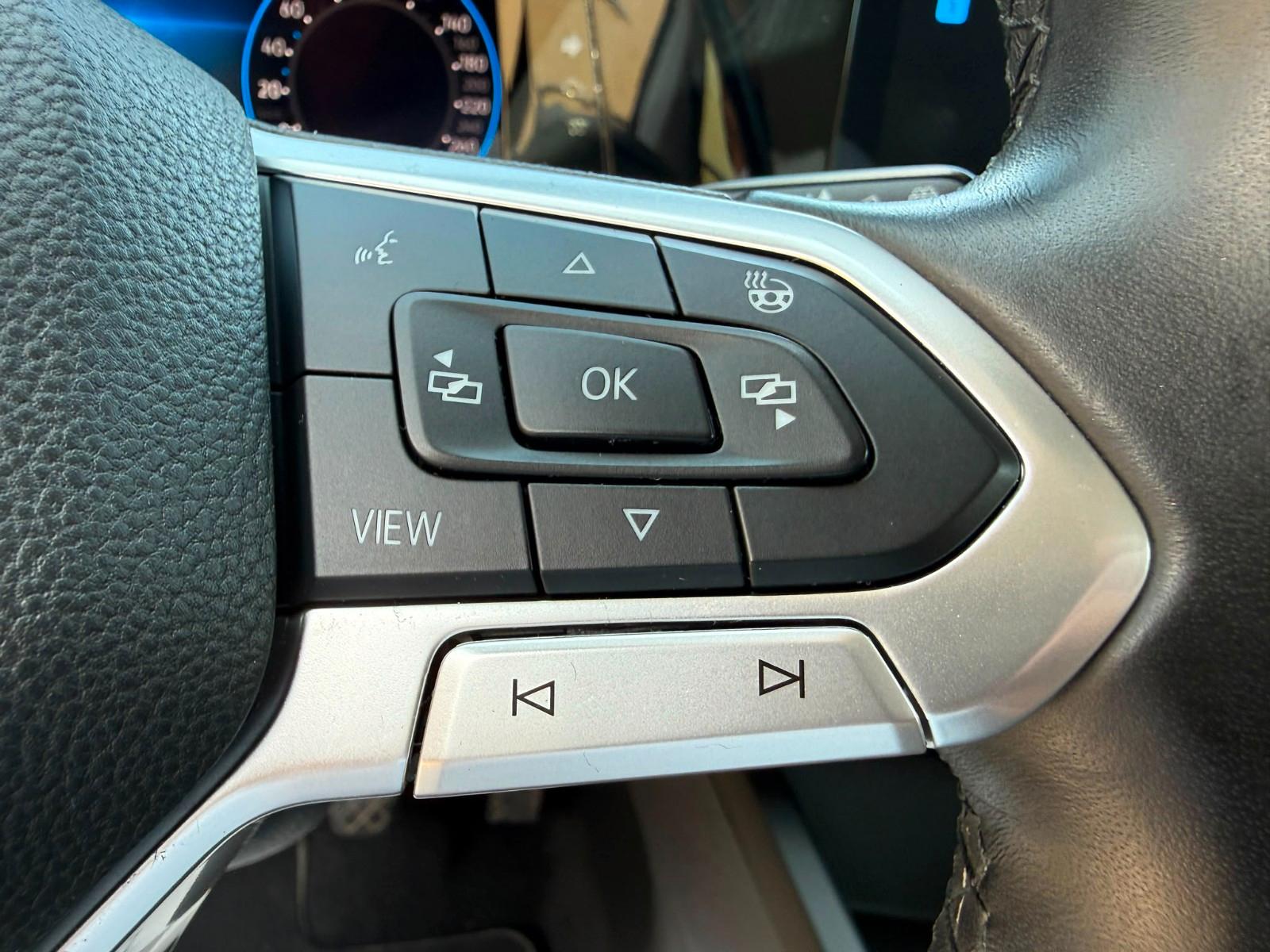Volkswagen Golf VIII 1.5 TSI Life LED Navi CarPlay Virtual, миниатюра 28
