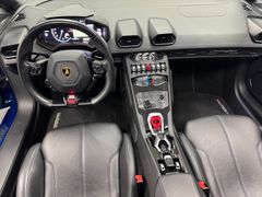 LAMBORGHINI Huracán LP610-4 Spyder*AD PERSONAM*KERAMIK*SENSO LAMBORGHINI Huracán LP610-4 Spyder*AD PERSONAM*KERAMIK*SENSO