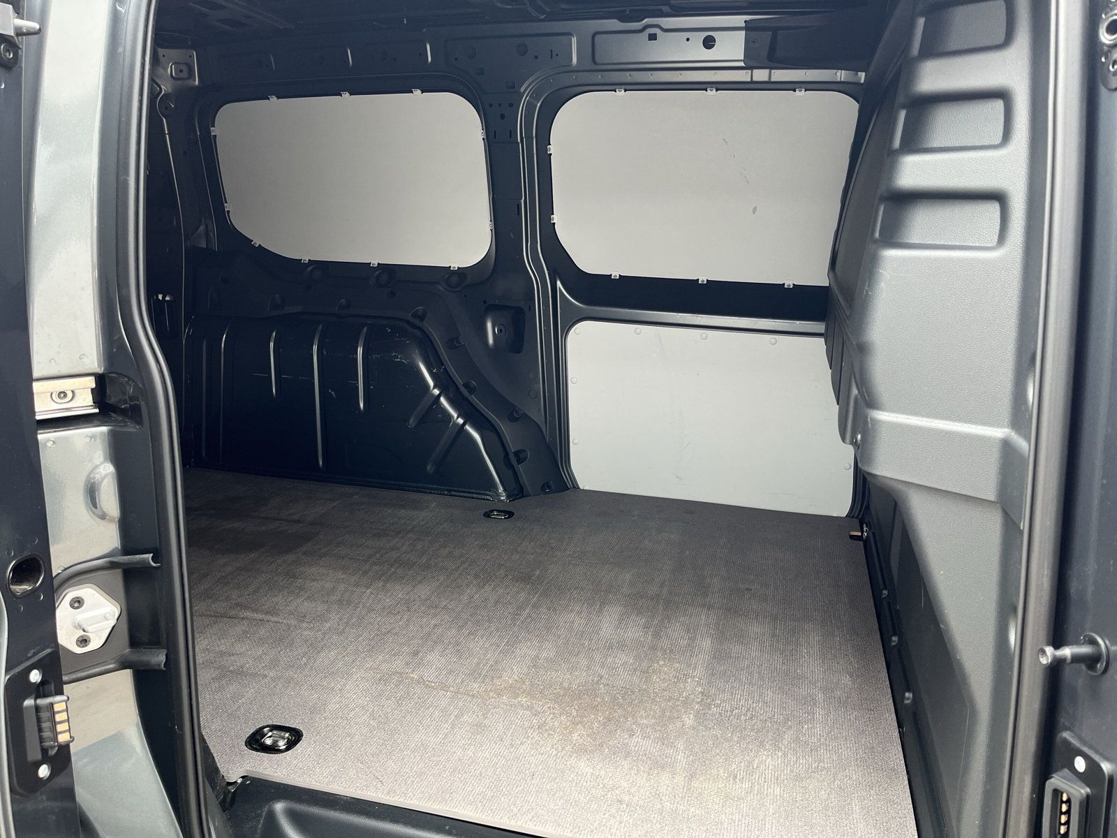 Fahrzeugabbildung Volkswagen Caddy Cargo Maxi 2.0 TDI PDC DAB