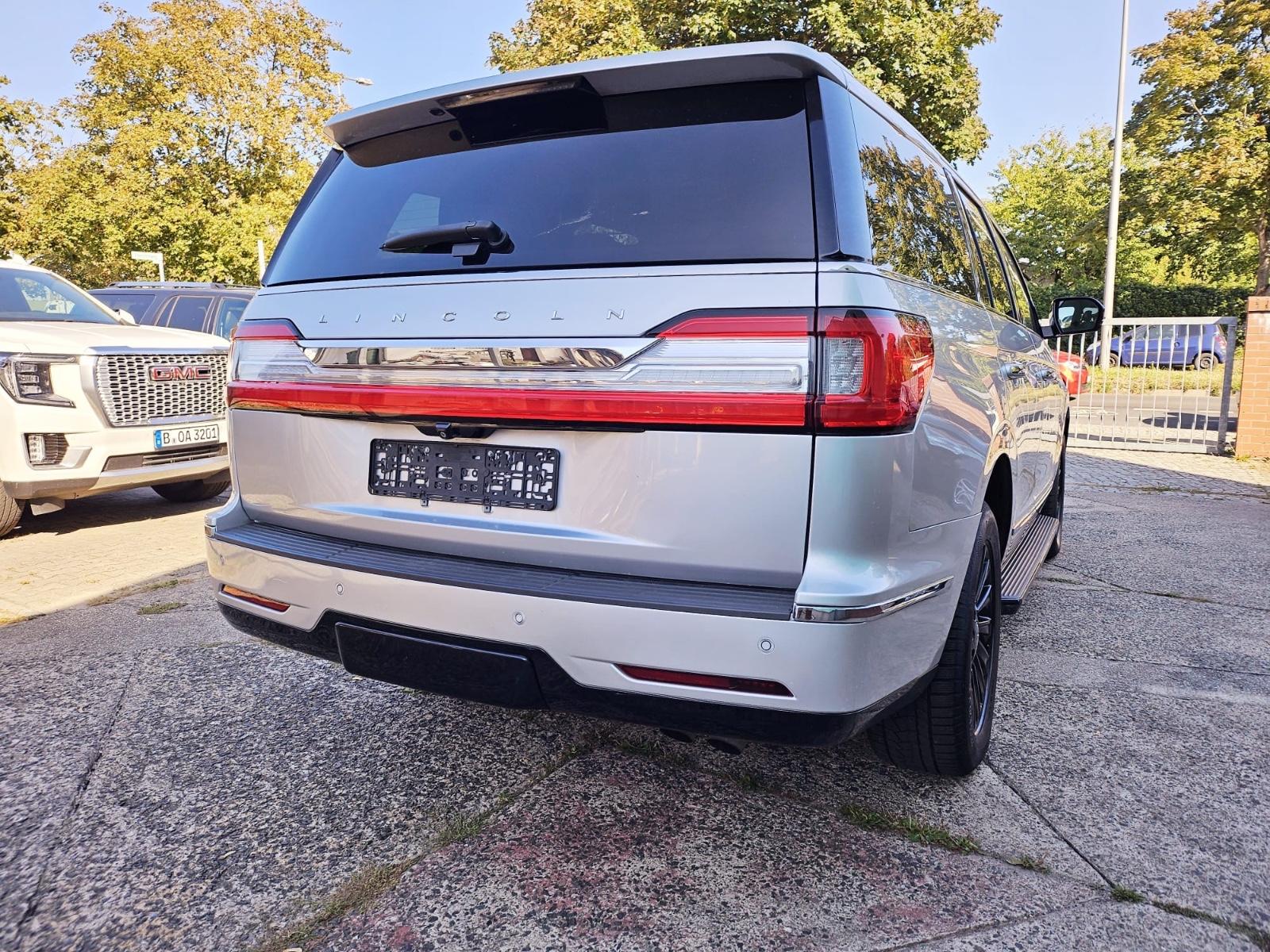 Lincoln Navigator 3.5 V6 7-Sitzer