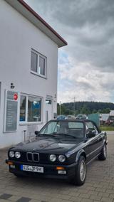 BMW 325 - BMW 325 aus 1987: Cabrio