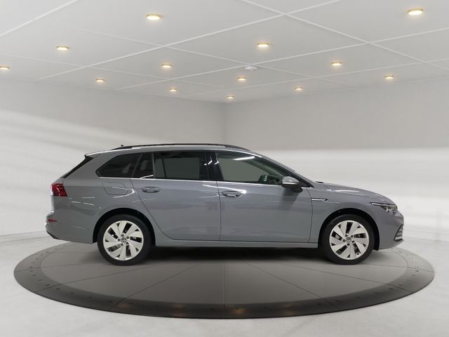 Golf Variant Style 1,5 l eTSI 96 kW DSG  Standhe