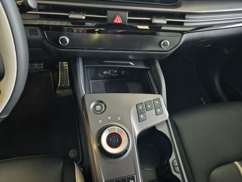 Fahrzeugabbildung Kia Sportage 1.6 T-GDI GT-Line 4WD DRIVE SOUND GLASD