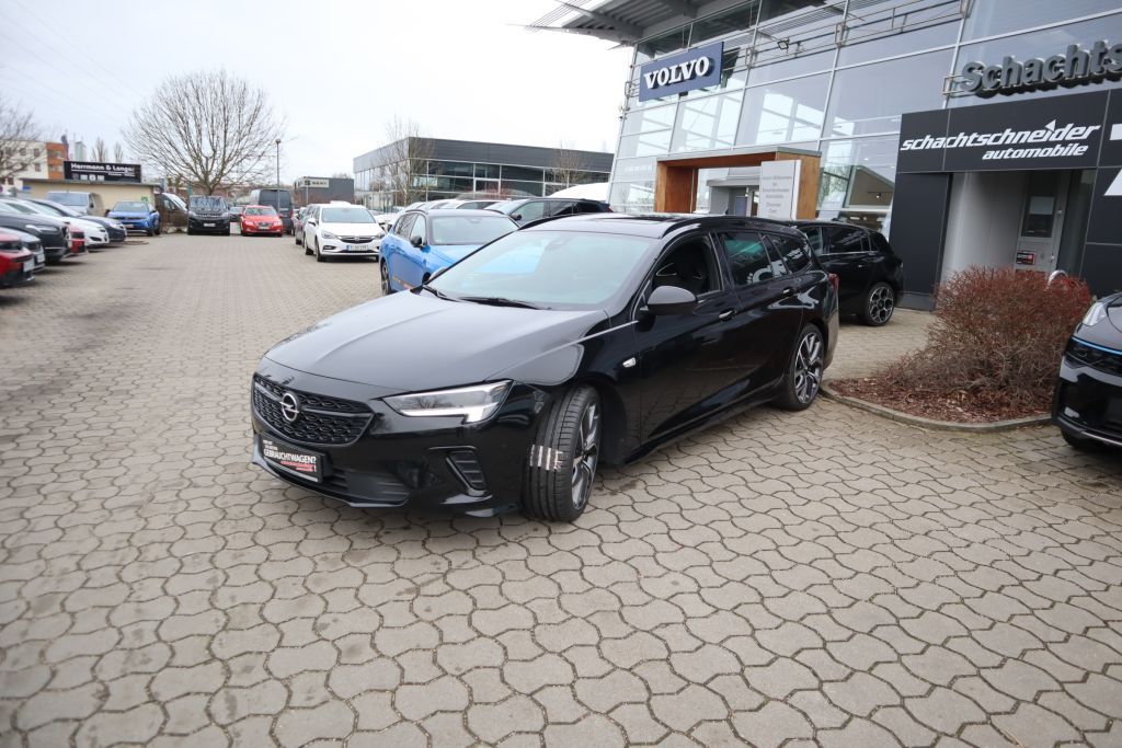 Fahrzeugabbildung Opel Insignia ST GSi 2.0 Turbo+Panorama+HUD+Leder+