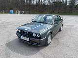 BMW E30 325i Coupé | Original M-Technik II ab We - BMW 325 aus 1989: 325i