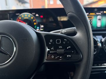 Mercedes A 250 - 12