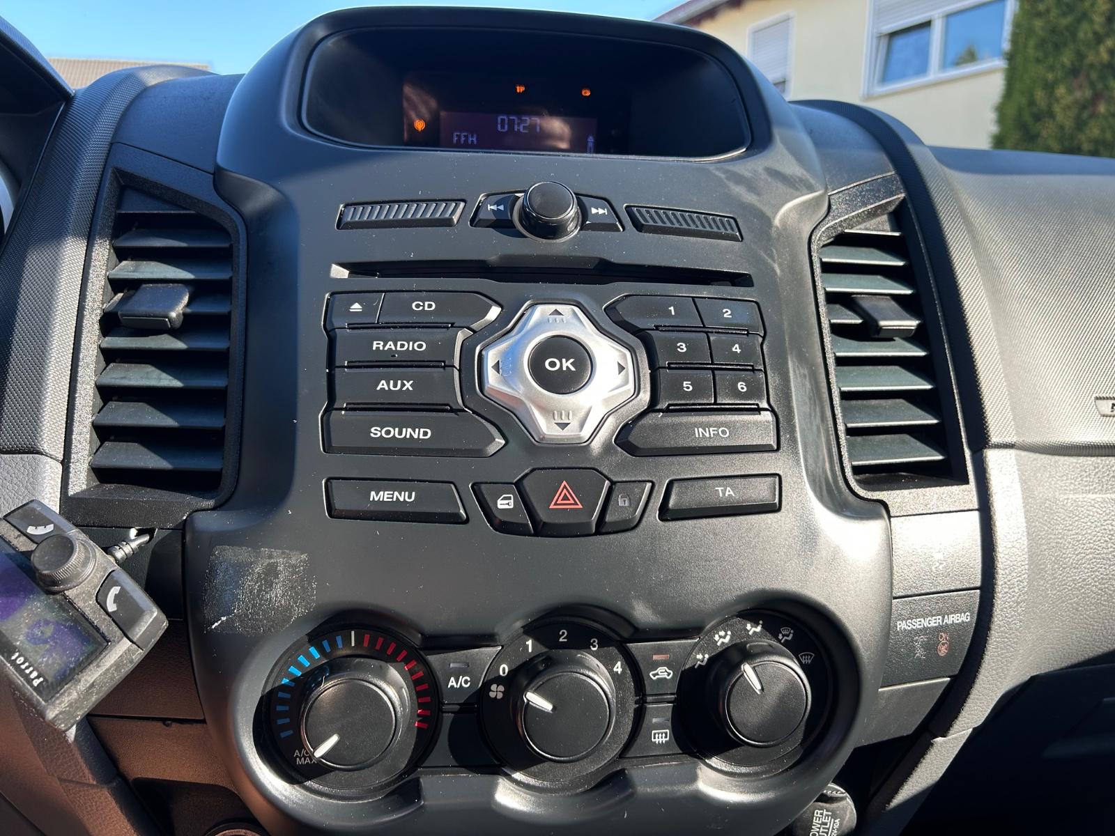 FORD RANGER XL  | BVM | VOLANT EN CUIR