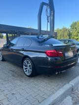 BMW F10 523i-530 6 Zylinder - BMW 523 aus 2010: 523i