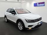 Volkswagen Tiguan 2.0 TDI IQ.DRIVE Garantie Navi PDC AHK La - Volkswagen Tiguan mit Diesel-Antrieb: Geländewagen