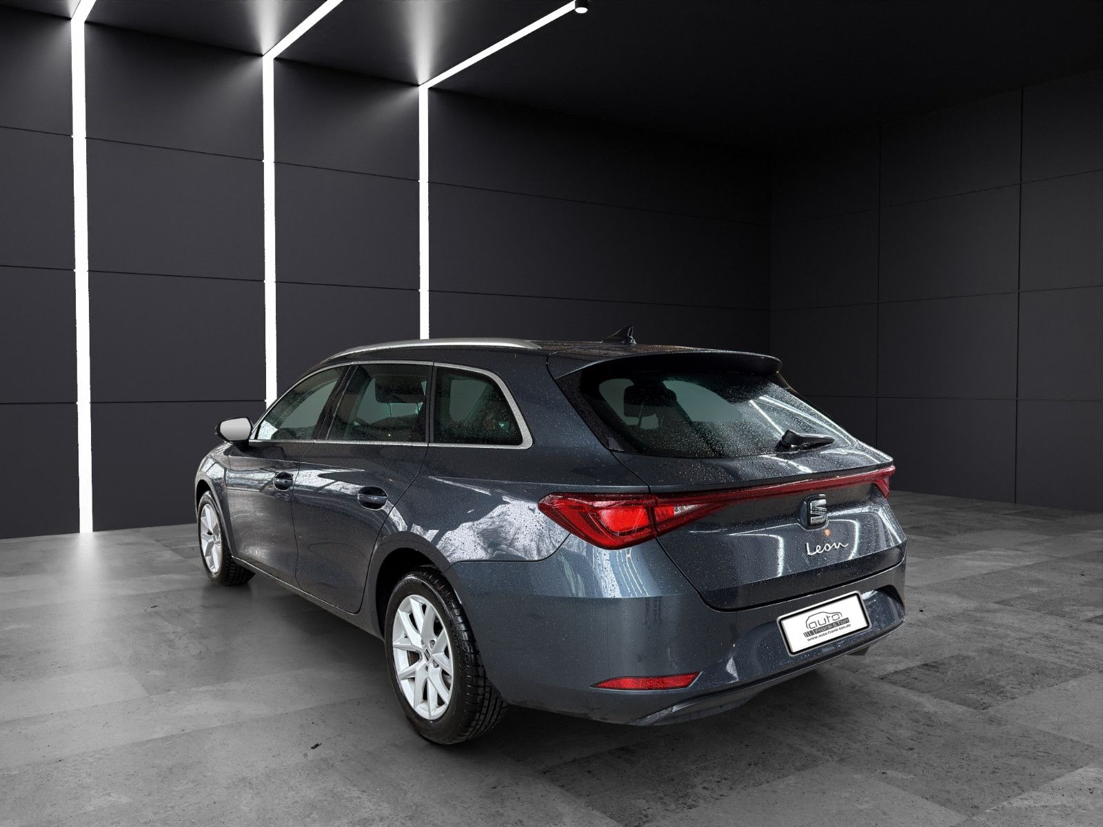 Fahrzeugabbildung SEAT Leon Sportstourer 1.5 TSI 85 kW Style*CarPlay*