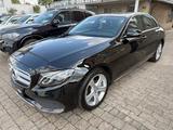 Mercedes-Benz E 200 Avantgarde 1.Hand, erst 54Tkm - Mercedes-Benz E 200 mit Benzin-Antrieb
