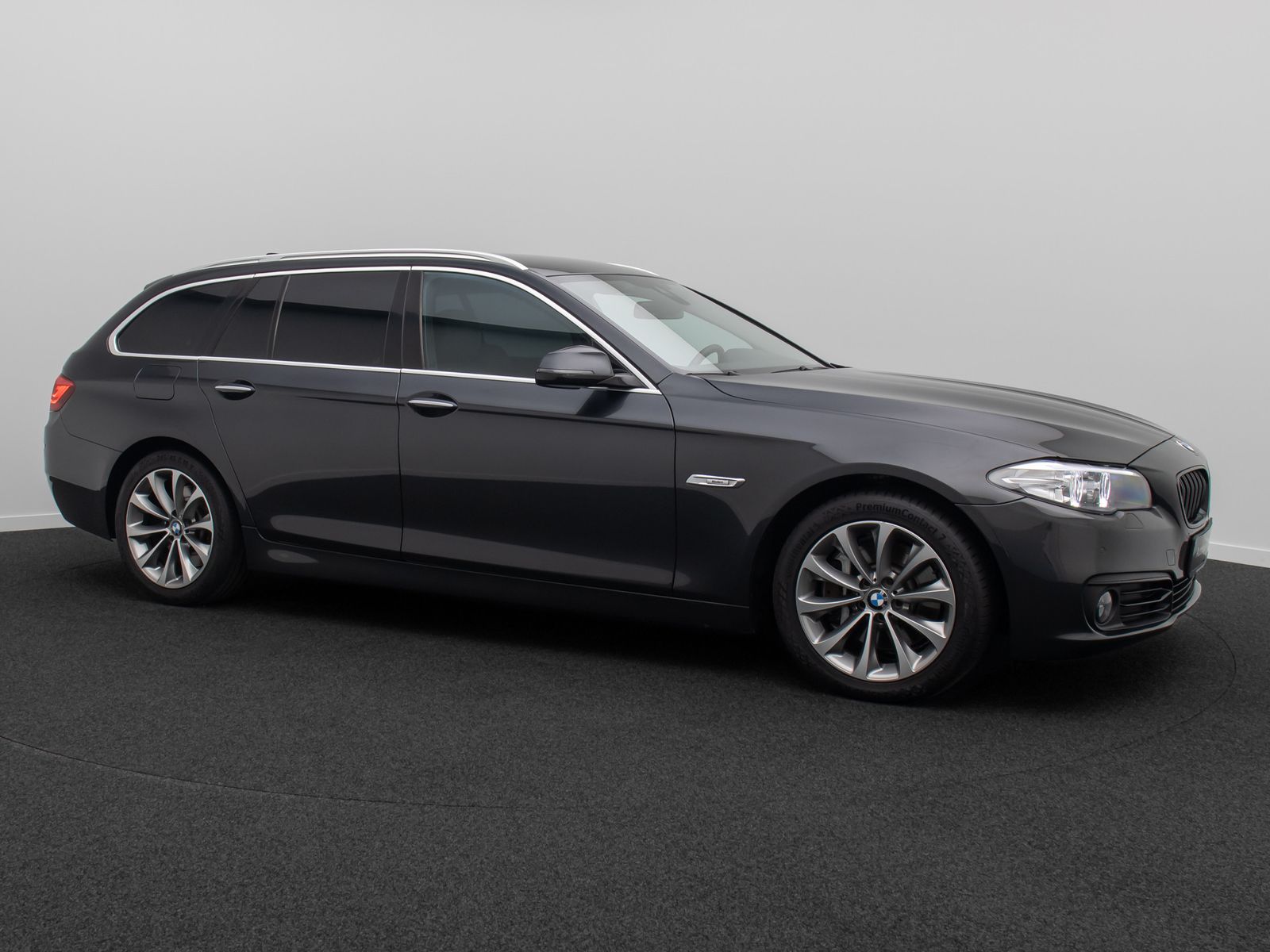 Fahrzeugabbildung BMW 530d xD Modern Line AHK HUD HiFi Leder Standheiz