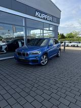 BMW X1 sDrive 20 i M Sportp. PANO°AHK°ACC°Harm.Kard. - BMW X1 mit Schiebedach