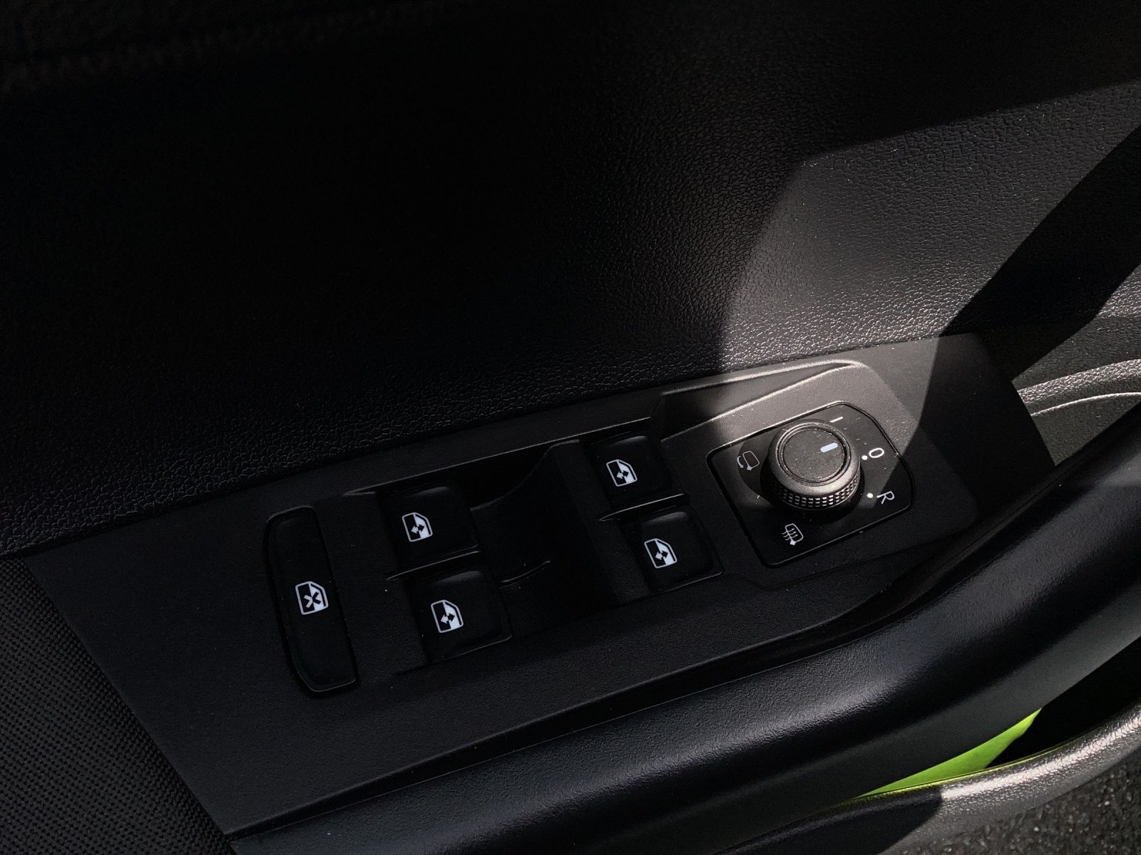 Fahrzeugabbildung Volkswagen Polo TSI Life DSG LED Klima AID DAB PDC