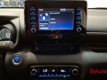 Toyota Yaris - 10